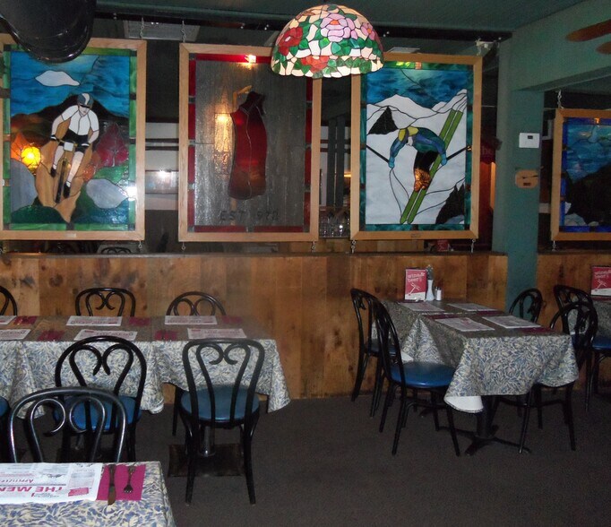 3 Station St, Glen 03838 Red Parka Steakhouse & Pub UK