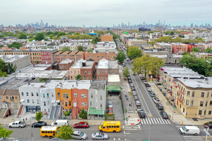 249 Cooper St, Brooklyn, NY for sale - Building Photo - Image 1 of 1