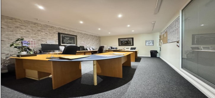 13a Scott Grove, Hamilton to rent Interior Photo- Image 1 of 4