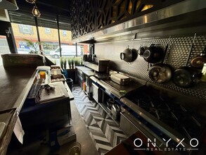 326 Essex Rd, London to rent Interior Photo- Image 2 of 18