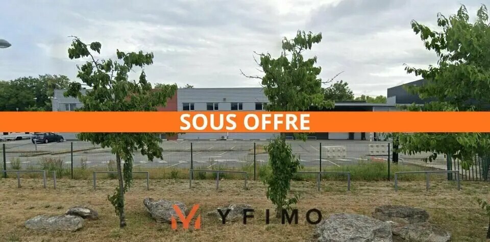 Vente Entrepôt 1 600 m² - Photo 1