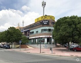 Retail in Colmenar Viejo, MAD for sale Primary Photo- Image 1 of 2