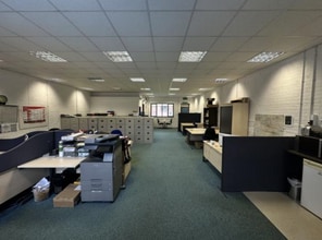 Dean Rd, Yate to rent Interior Photo- Image 2 of 3
