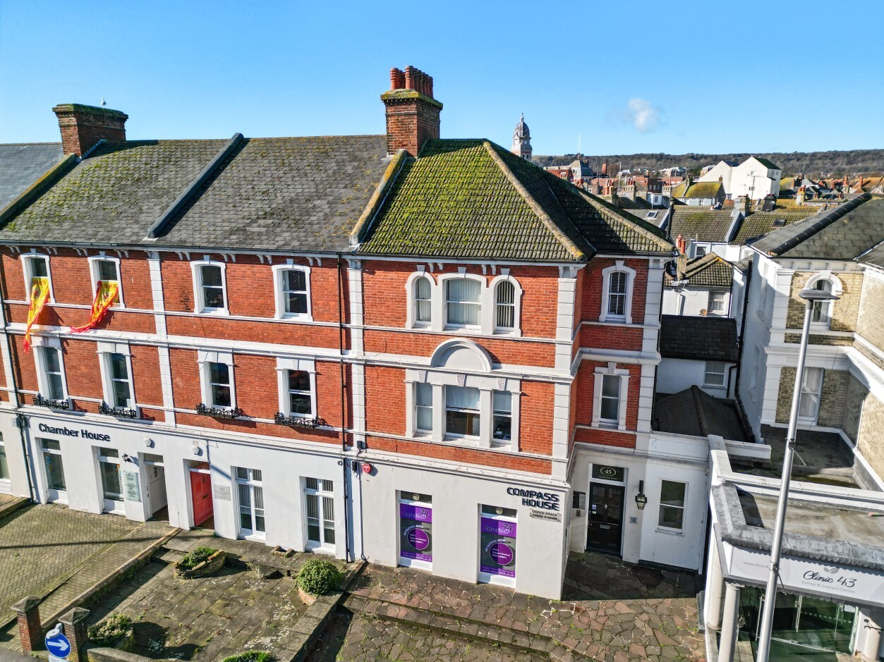 45 Gildredge Rd, Eastbourne to rent Building Photo- Image 1 of 3