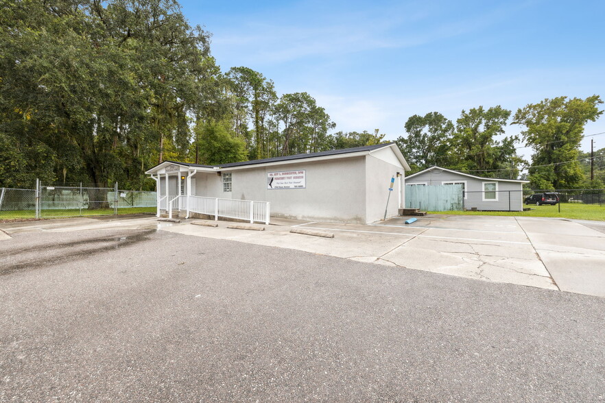 2762 Dunn Ave, Jacksonville, FL for sale - Building Photo - Image 1 of 29