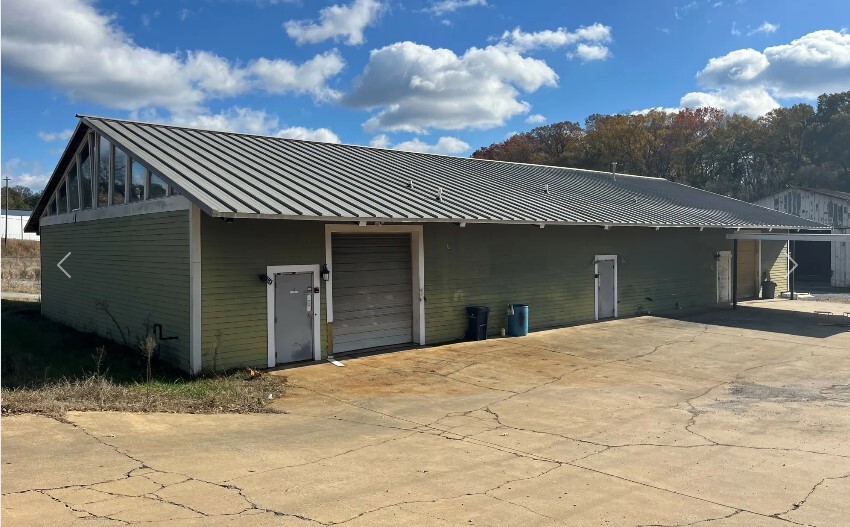 330-332 N Erwin St, Cartersville, GA for rent - Building Photo - Image 2 of 5