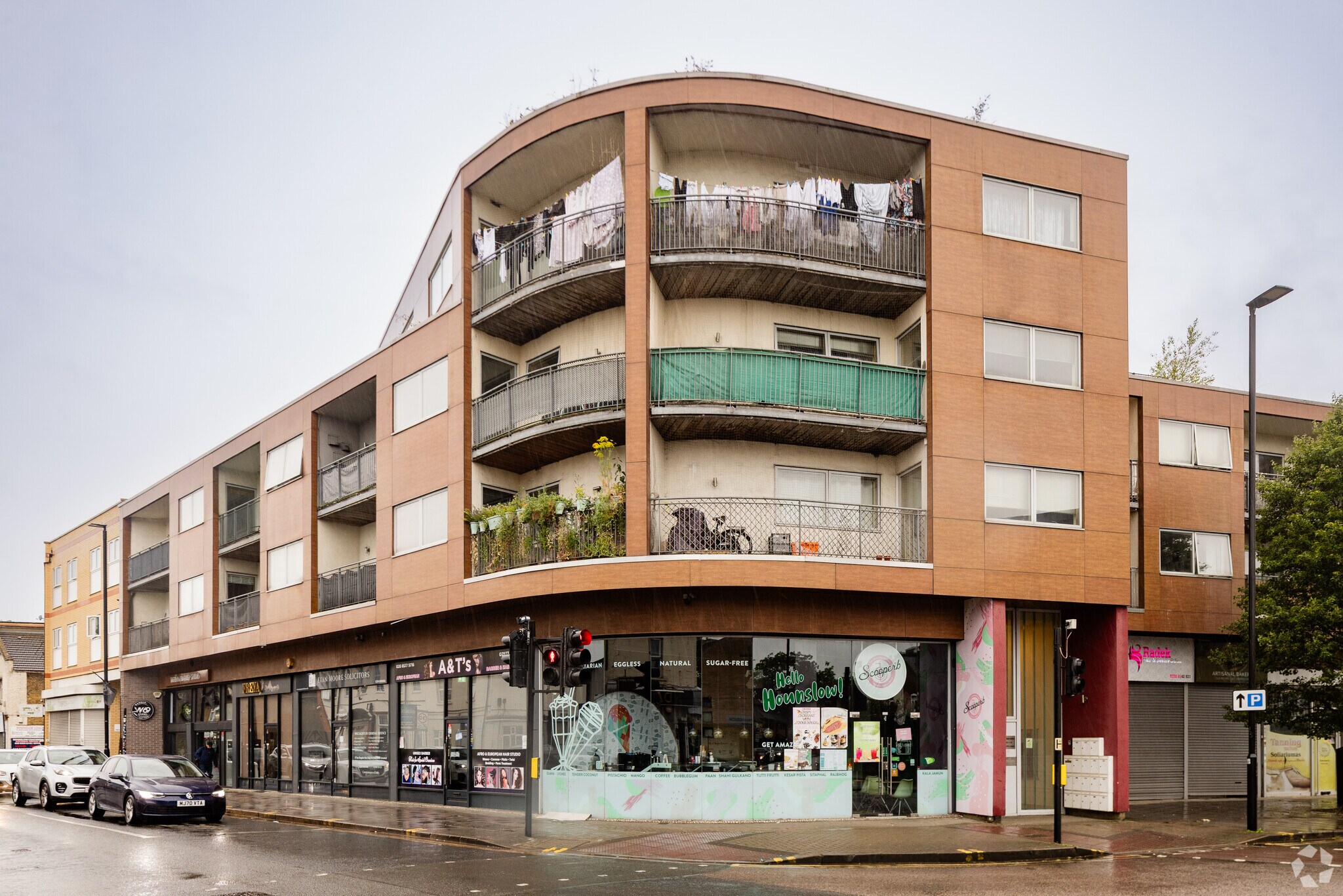 69-71A Bell Rd, Hounslow for sale Primary Photo- Image 1 of 1