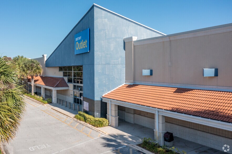 9537-9693 W Colonial Dr, Ocoee, FL for sale - Building Photo - Image 1 of 1