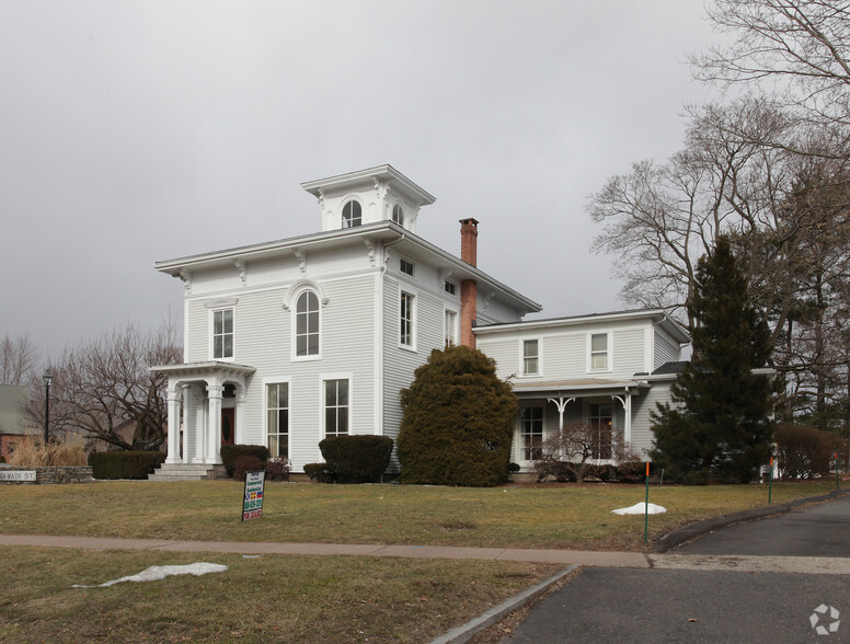 2534 Main St, Glastonbury, CT for rent - Primary Photo - Image 1 of 2