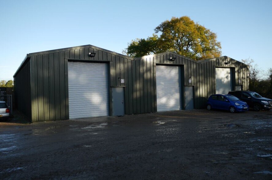 Five Oaks Rd, Slinfold for sale - Primary Photo - Image 1 of 1