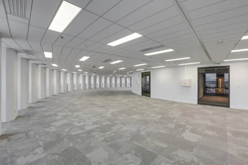 Office in Lyon to rent - Interior Photo - Image 2 of 12