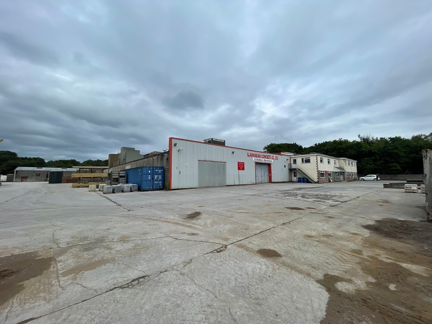 Llanharry Rd, Llanharan for sale Primary Photo- Image 1 of 1