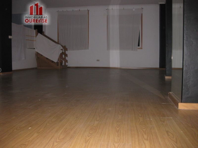 Retail in Ourense, Orense to rent Primary Photo- Image 1 of 8