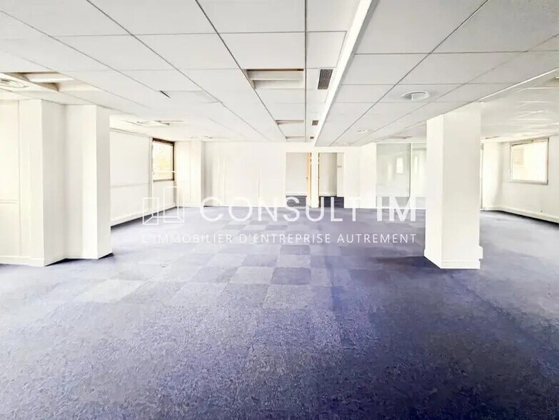 Office in Boulogne-Billancourt to rent - Interior Photo - Image 3 of 7