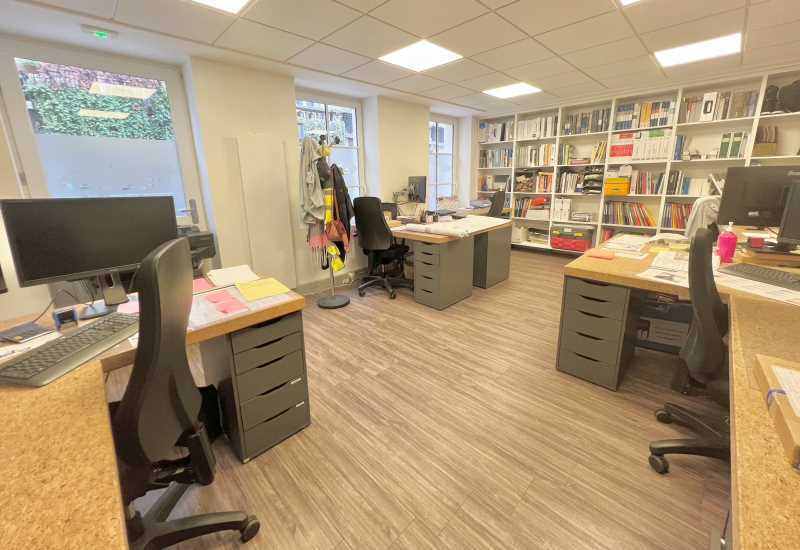 Office in Paris for sale Interior Photo- Image 1 of 7