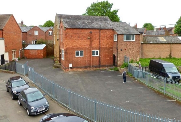 Well Ln, Kettering for sale - Primary Photo - Image 1 of 1