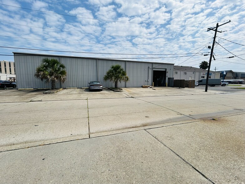 2700 Florida Ave, Kenner, LA for sale - Building Photo - Image 1 of 1