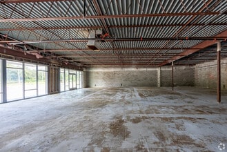 2771 & 2775 Mayport Rd, Jacksonville, FL to rent Interior Photo- Image 2 of 4