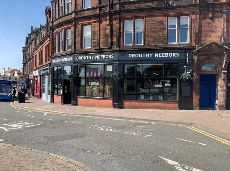 52-56 Smith St, Ayr to rent - Primary Photo - Image 1 of 1