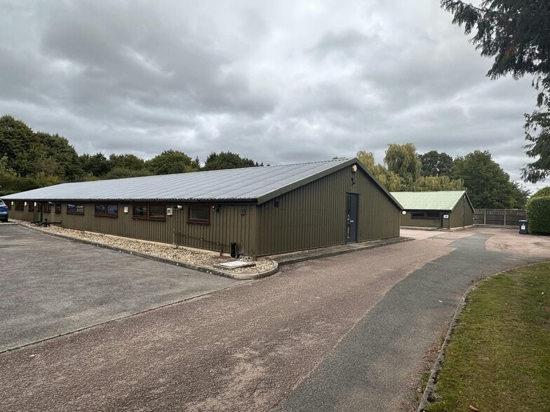 Valley Industries, 3-4 Cuckoo Lane, Tonbridge to rent - Building Photo - Image 2 of 5