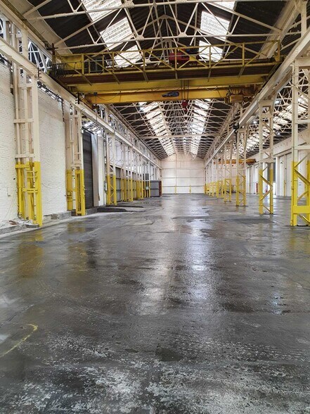 143 Woodville St, Glasgow to rent - Building Photo - Image 1 of 20