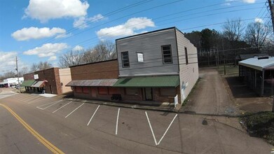 208 S Main St, Hornbeak, TN for sale Primary Photo- Image 1 of 41