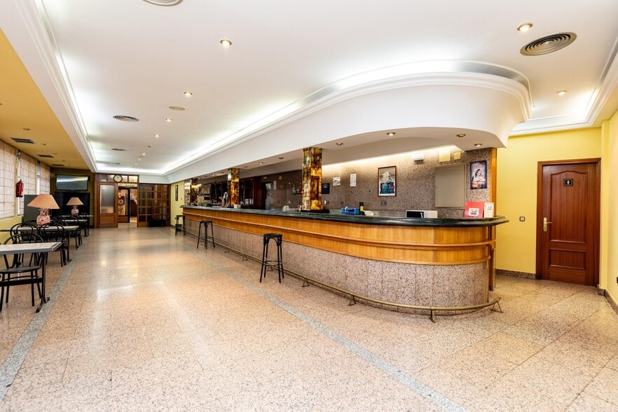 Hospitality in Villalbilla, Madrid for sale - Building Photo - Image 3 of 20