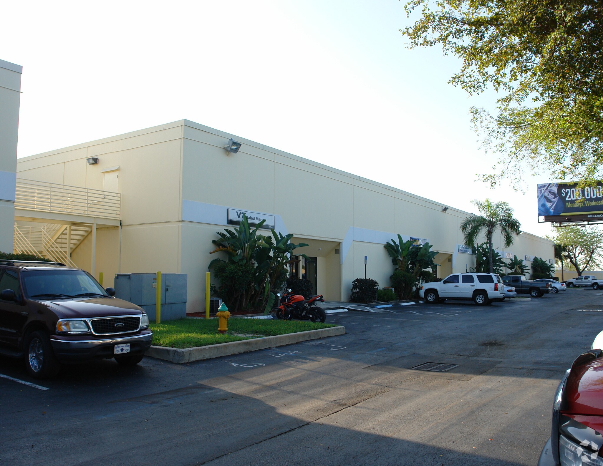 3750 Hacienda Blvd, Davie, FL to rent Building Photo- Image 1 of 9