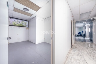 Retail in Barcelona, Barcelona to rent Interior Photo- Image 2 of 10