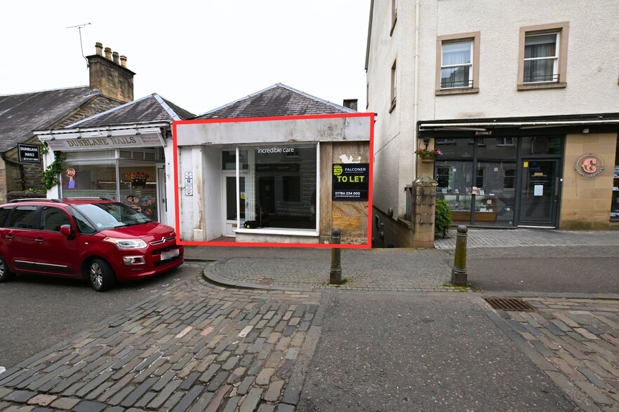 17 High St, Dunblane to rent - Building Photo - Image 1 of 5