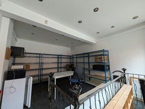 25 Chapel St, Guildford to rent Interior Photo- Image 2 of 3