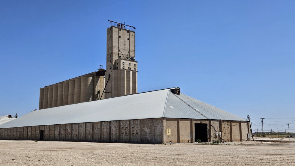 2013 N Avenue N, Lubbock, TX for sale - Building Photo - Image 2 of 21