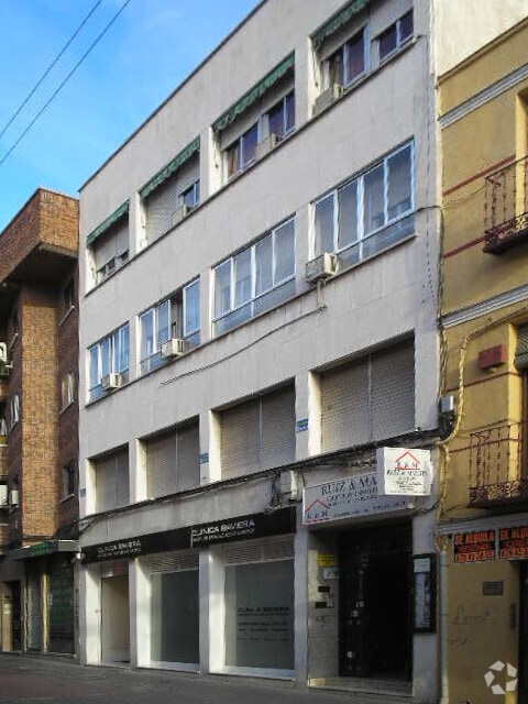 Retail in Getafe, Madrid for rent Primary Photo- Image 1 of 2