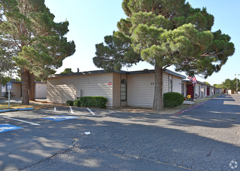 5525 4th St, Lubbock, TX for sale - Primary Photo - Image 1 of 1