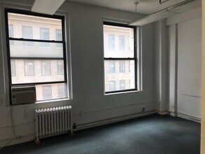 303-305 Fifth Ave, New York, NY for rent Interior Photo- Image 2 of 5