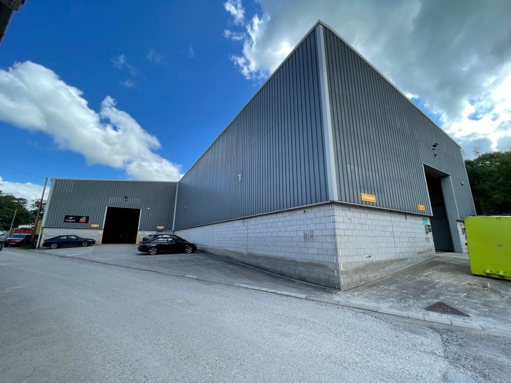 Cann Bridge St, Higher Walton to rent Primary Photo- Image 1 of 9