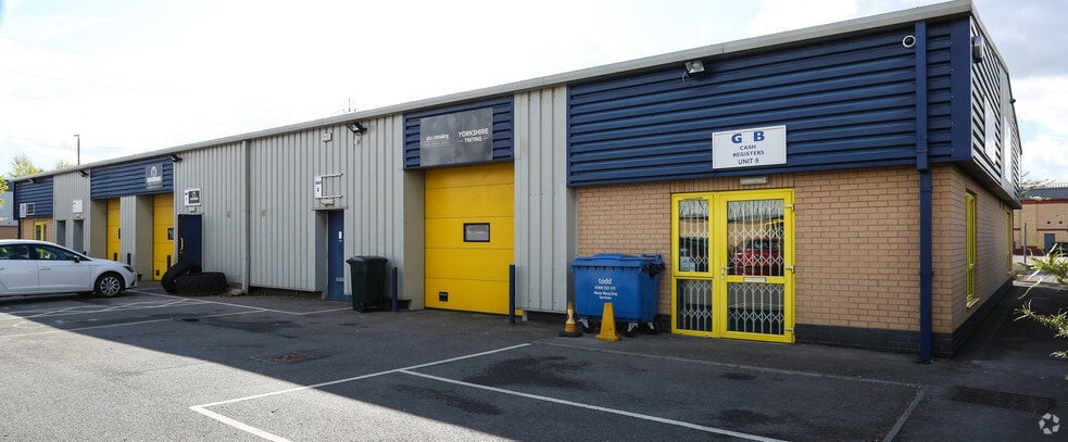 Rose Ave, York to rent - Building Photo - Image 2 of 3