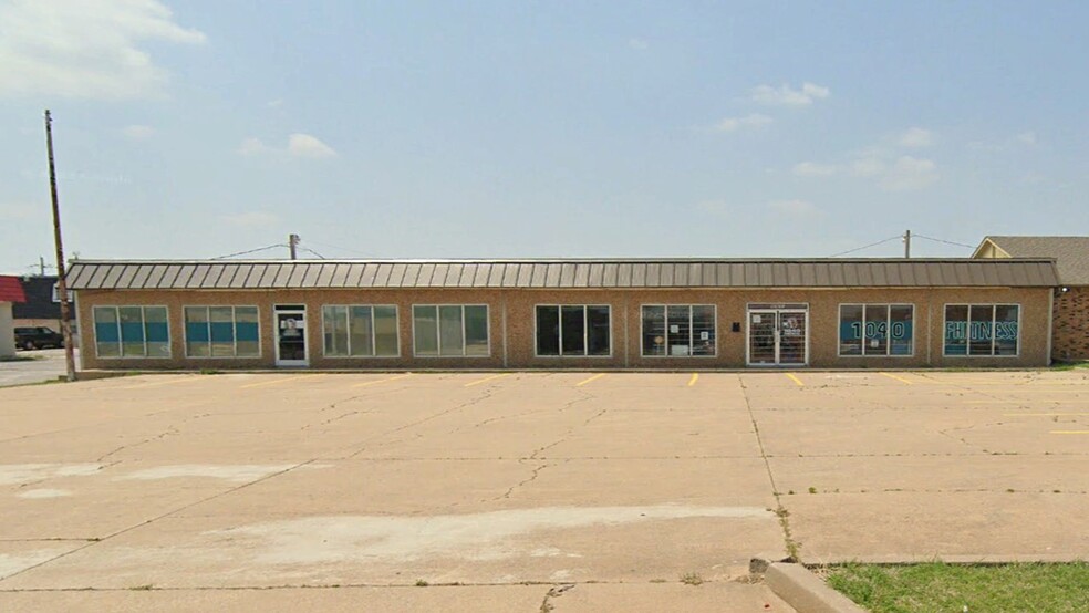 2804-2806 NW Sheridan Rd, Lawton, OK for sale - Building Photo - Image 1 of 8