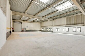 33 Avenue Du Docteur Georges Lévy, Vénissieux to rent Interior Photo- Image 2 of 3