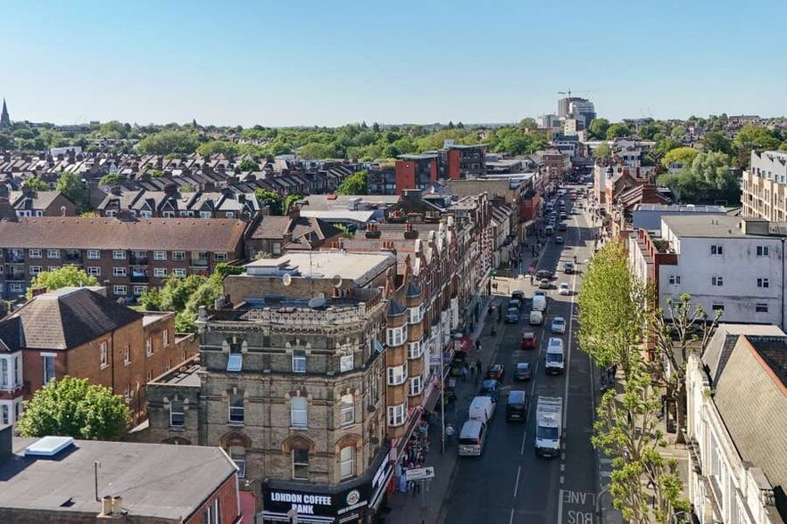 233-235 Kilburn High Rd, London for sale - Building Photo - Image 3 of 5