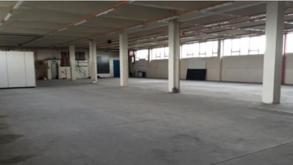 Fountain Ln, Oldbury to rent - Interior Photo - Image 3 of 4