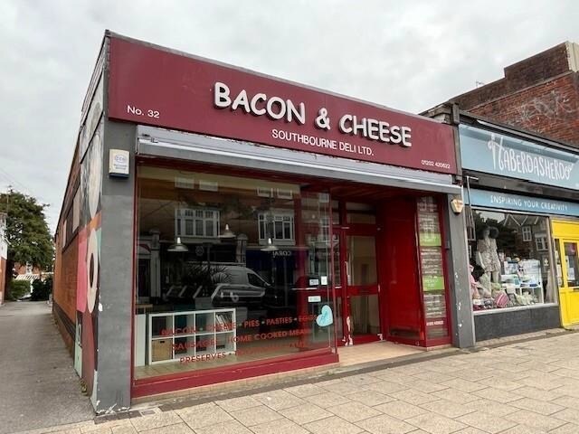 32 Southbourne Grv, Bournemouth for sale Primary Photo- Image 1 of 1