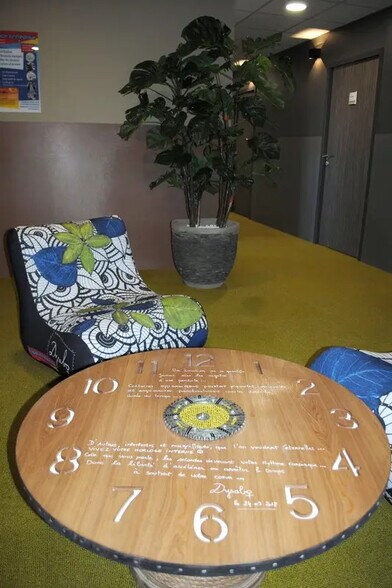 Office in Montpellier to rent - Interior Photo - Image 1 of 5