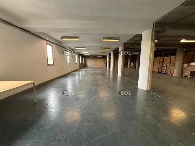 Light Industrial in Wissous to rent - Interior Photo - Image 3 of 6