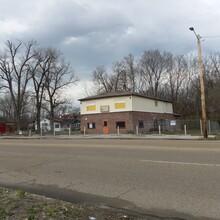 6001 State St, East Saint Louis, IL for sale Primary Photo- Image 1 of 19