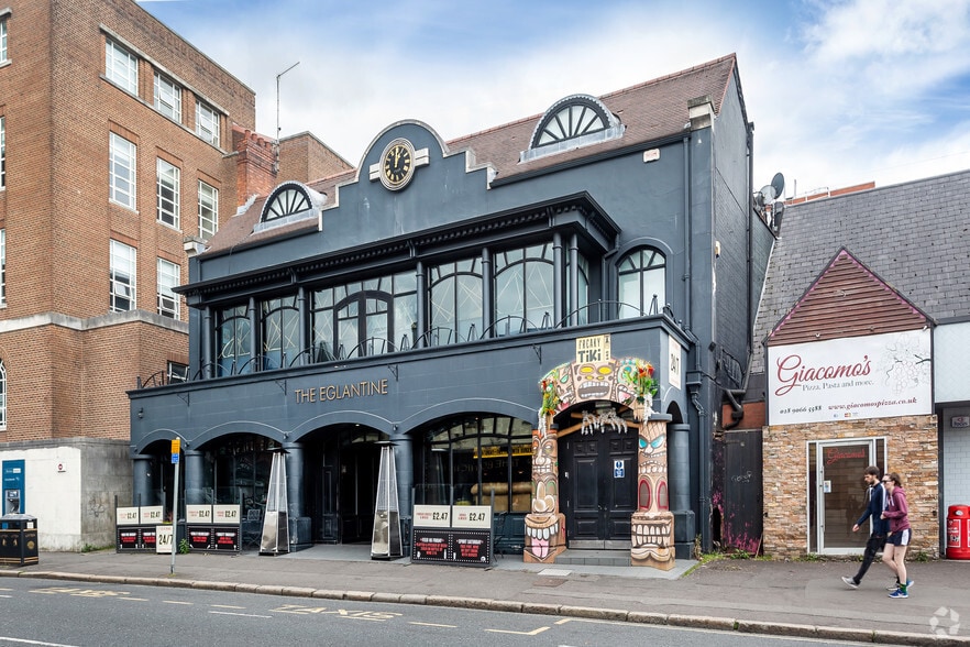 32 Malone Rd, Belfast, BT9 5BQ UK