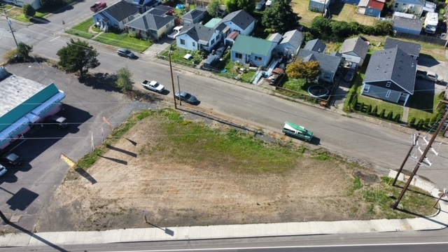 1241 Highway 101, Reedsport, OR for sale - Building Photo - Image 1 of 20