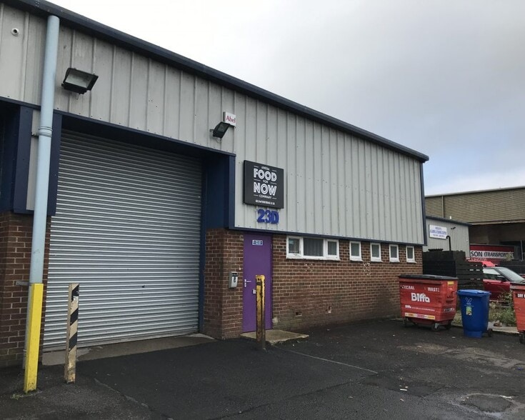 Damson Way, Durham to rent - Building Photo - Image 2 of 2