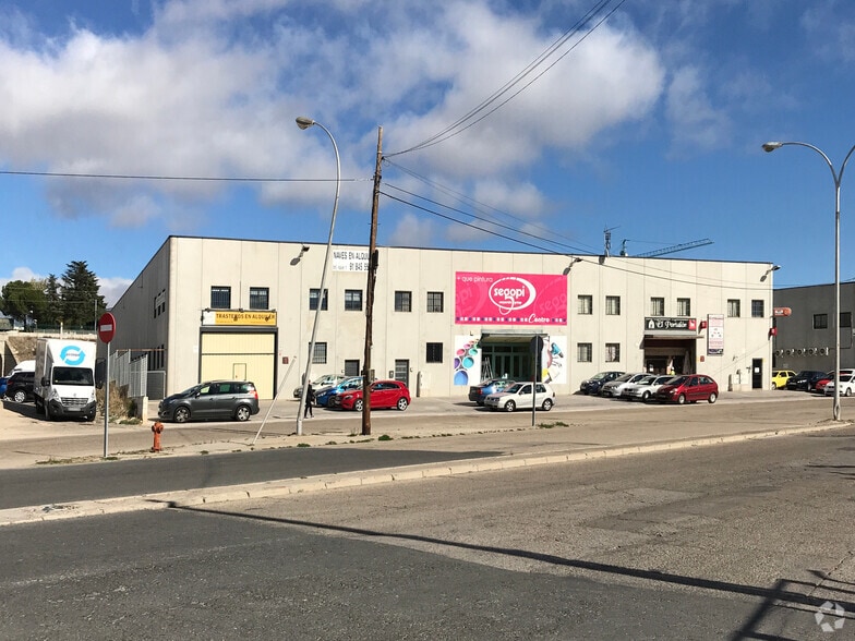 Industrial in Colmenar Viejo, Madrid for sale - Primary Photo - Image 1 of 5