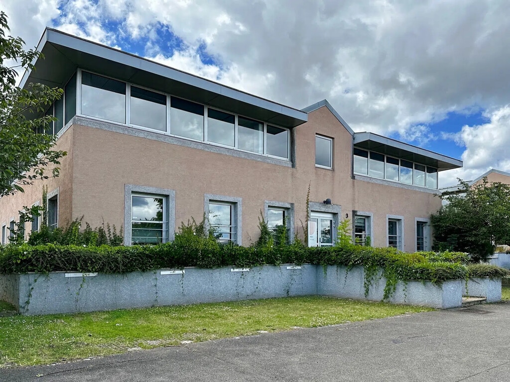 Vente Bureaux 90 m² - Photo 1